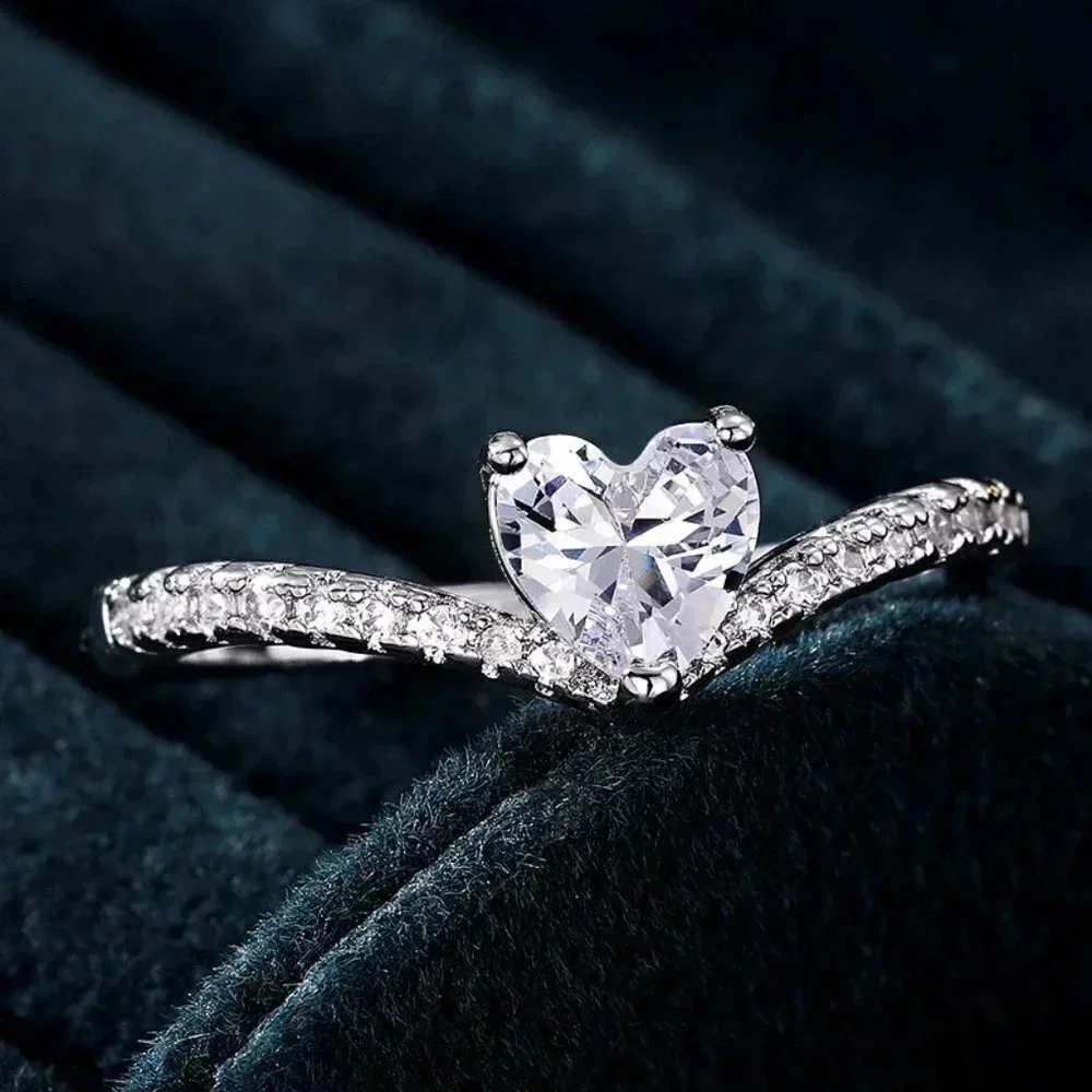 Sweet Pure CZ Cubic Twisted Lovely Diamonds Heart Rings for Women, MARR9071